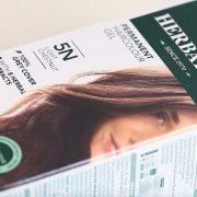 Farba do włosów Herbatint 5N - recenzja