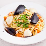 Spaghetti z owocami morza