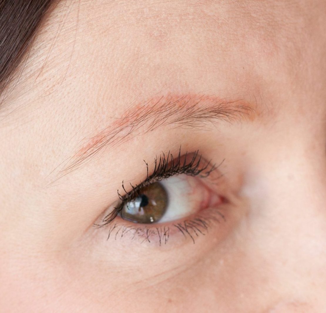 Makijaż permanentny brwi