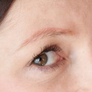 Makijaż permanentny brwi