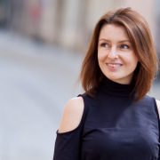 Średni bob - fryzura - Dorota Kamińska