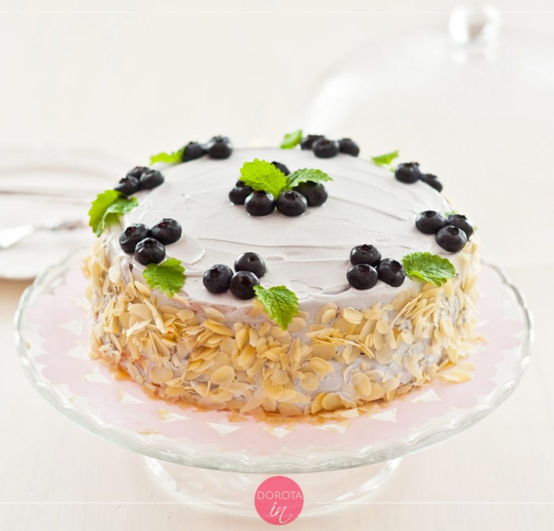 Tort z borówką amerykańską
