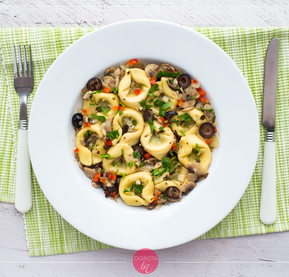 Tortelloni z sosem pieczarkowym