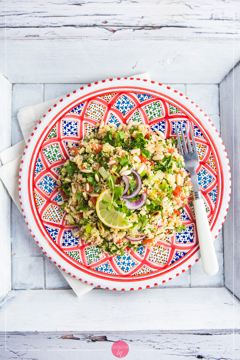 Tabbouleh - sałatka z kaszy bulgur i natki pietruszki