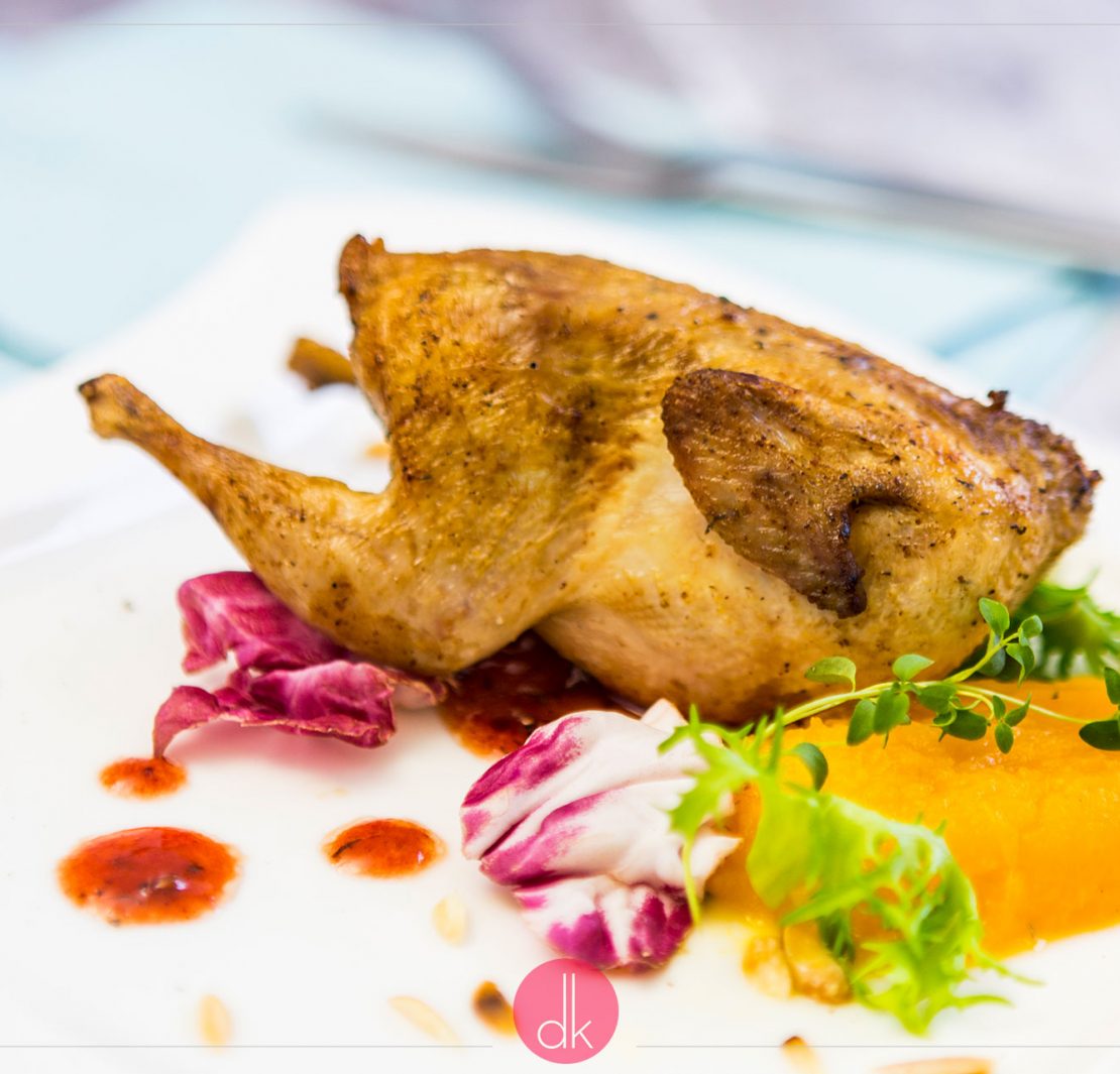 Przepiórki z sosem z róży