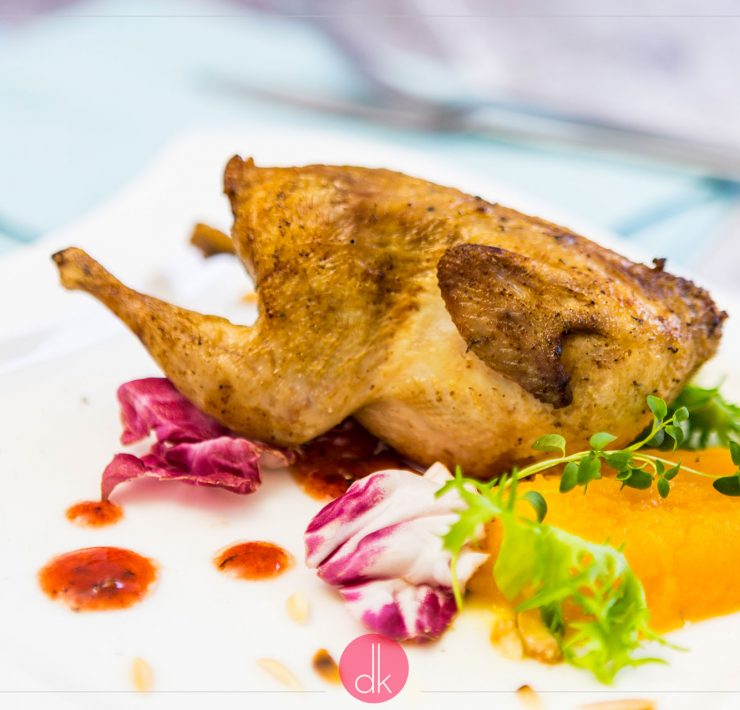 Przepiórki z sosem z róży