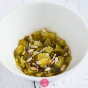 Sos z kiszonych ogórków