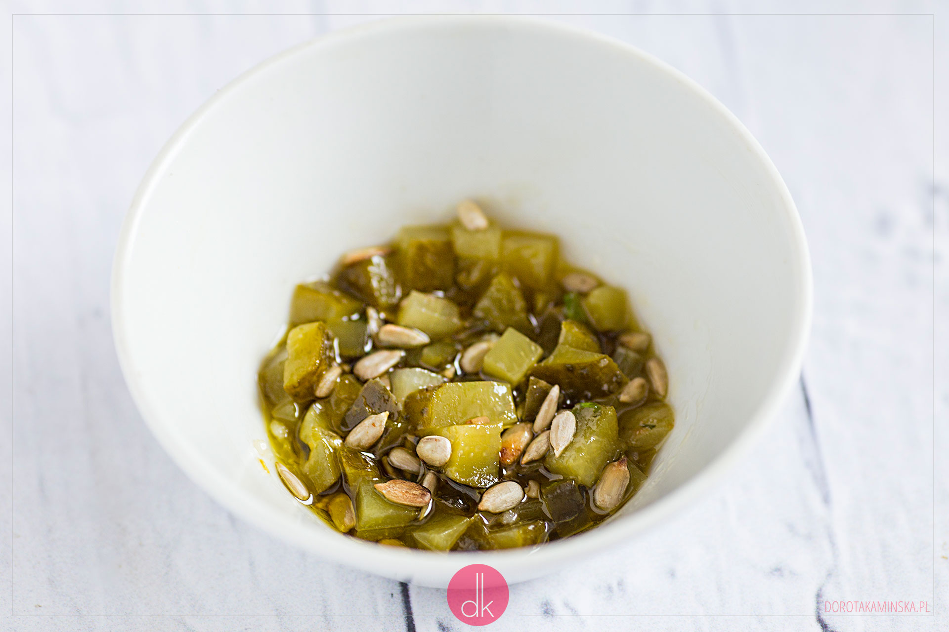 Sos z kiszonych ogórków