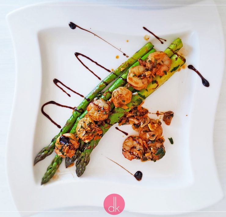 Krewetki ze szparagami