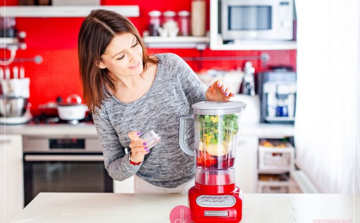 Czerwony blender KitchenAid - recenzja