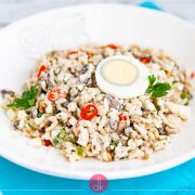 Sałatka z ryżu z pieczarkami