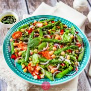 Sałatka ze szparagami