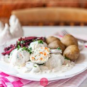 Pulpety drobiowe z sosem pieczarkowym