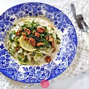 Spaghetti z cukinii z sosem gorgonzola