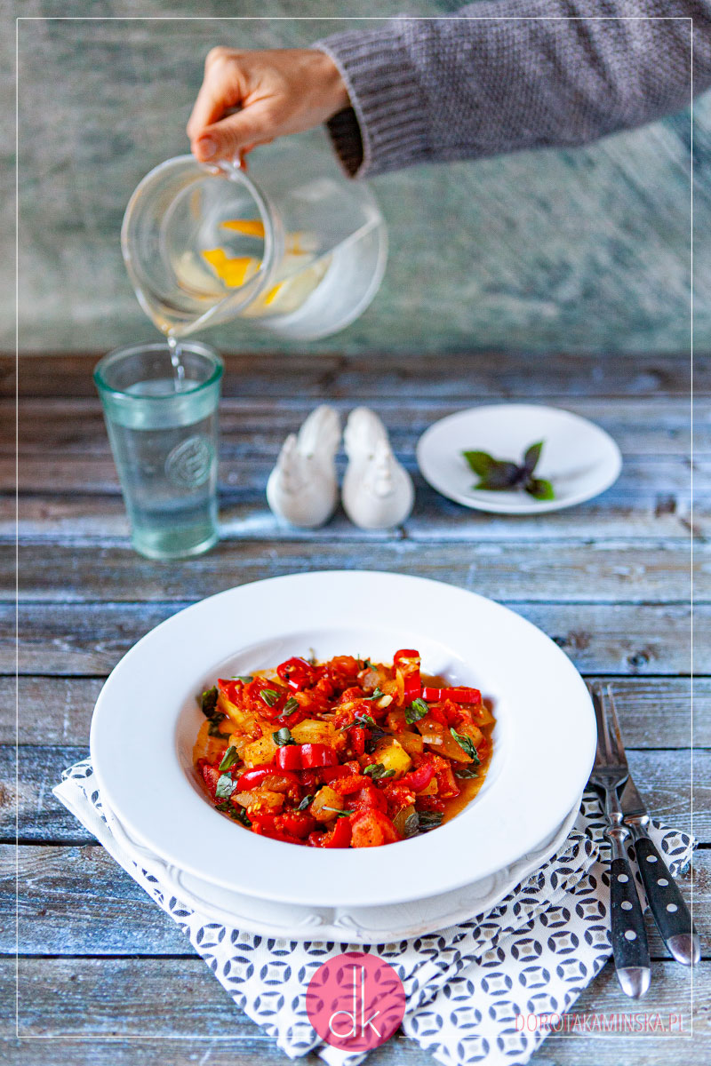 Leczo z cukinią - przepis