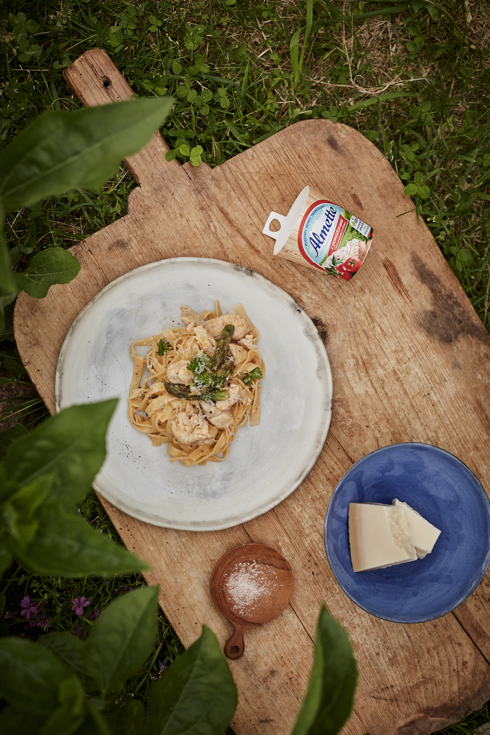 Tagliatelle z kurczakiem i szpinakiem